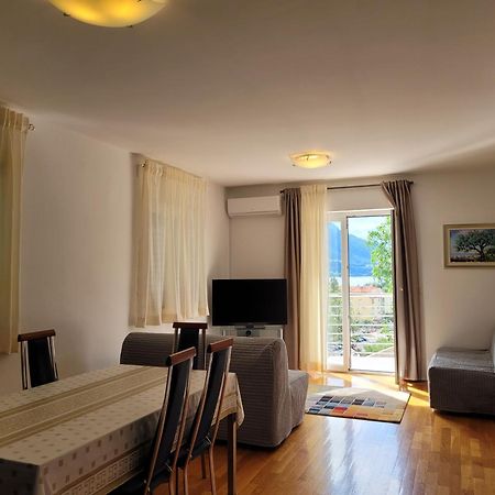 Apartments Kovacic Omiš Exterior foto