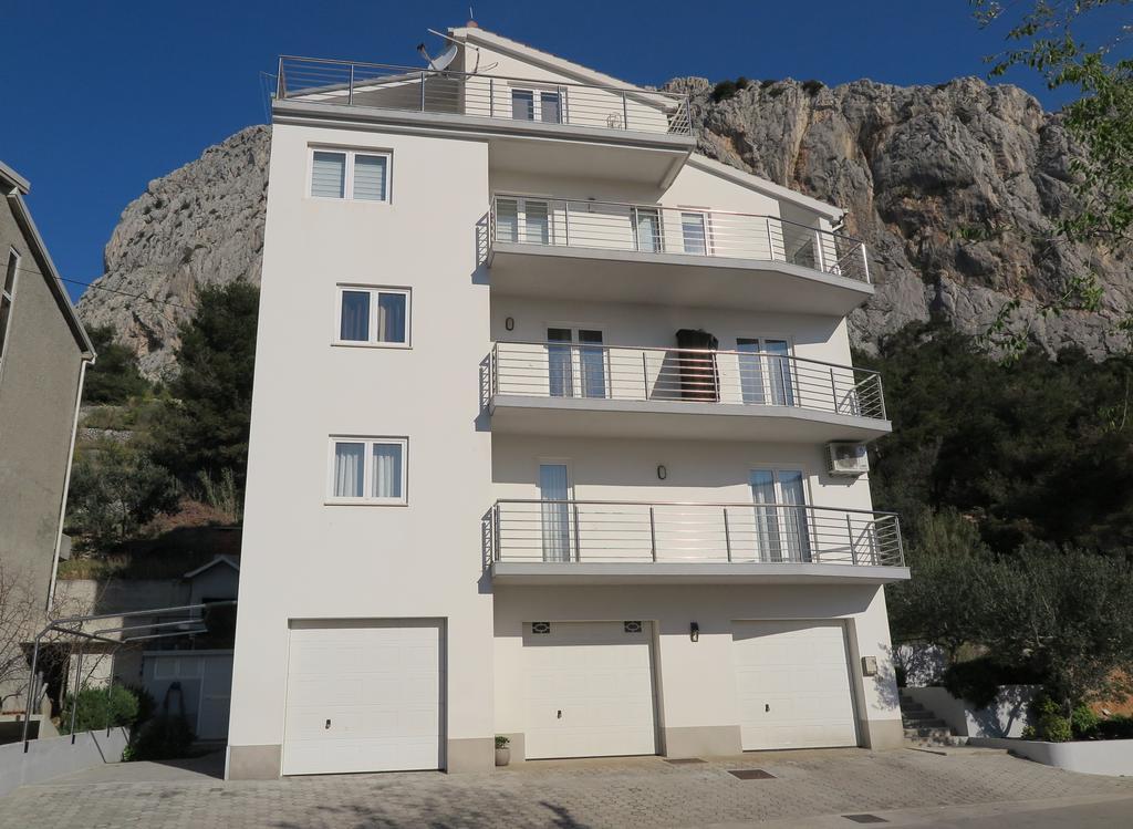 Apartments Kovacic Omiš Exterior foto